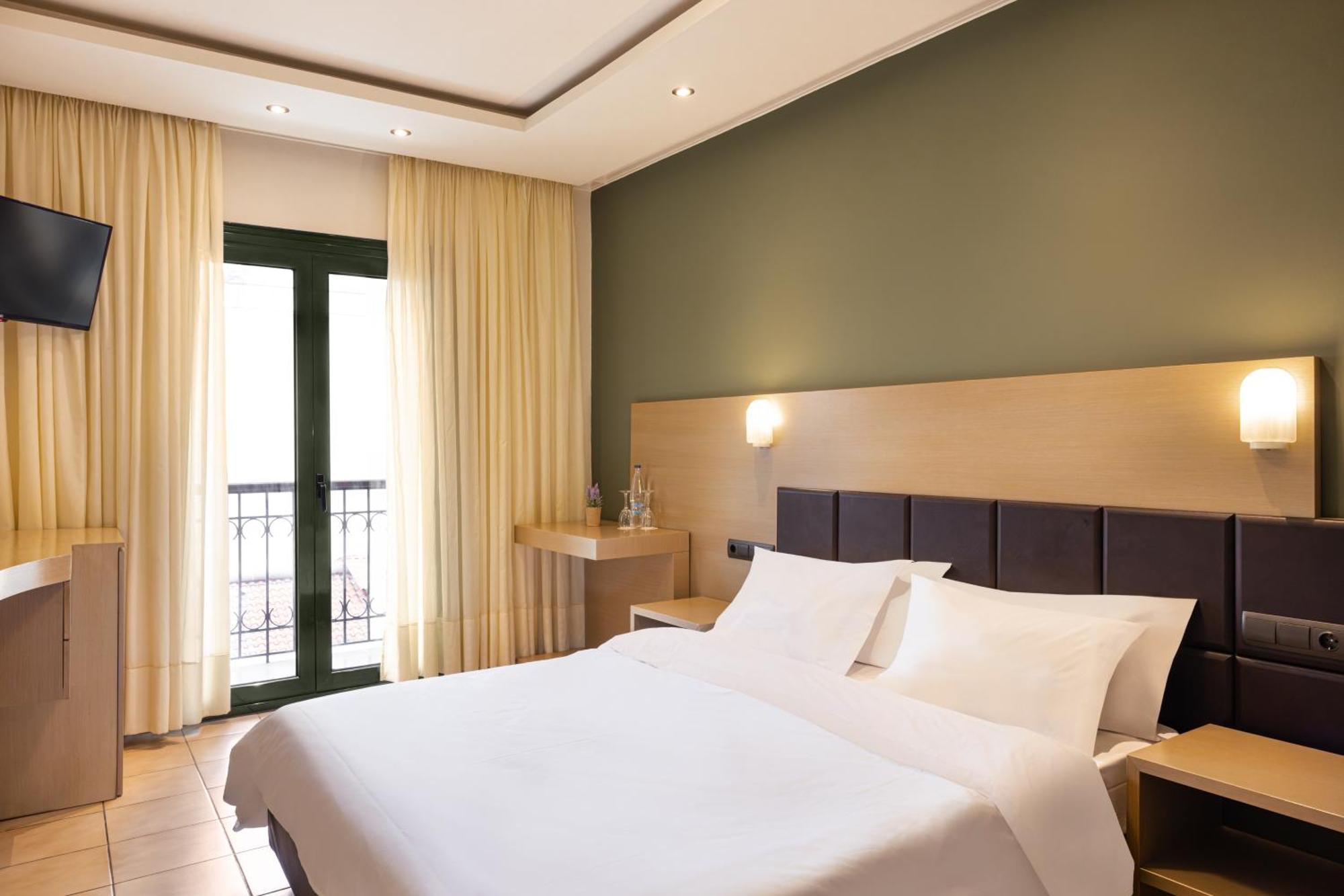 Aeolis Hotel Samos Town Zewnętrze zdjęcie