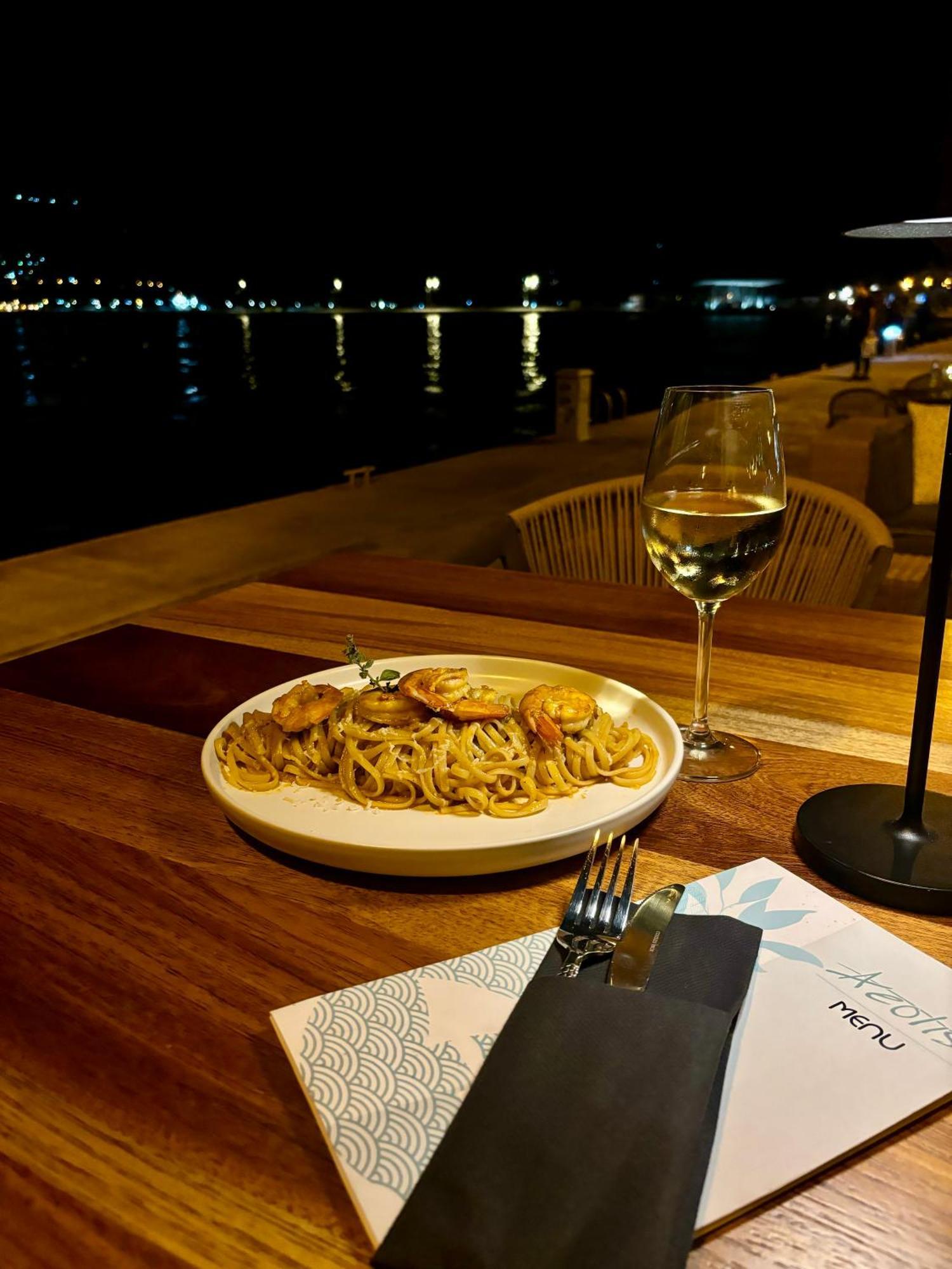 Aeolis Hotel Samos Town Zewnętrze zdjęcie