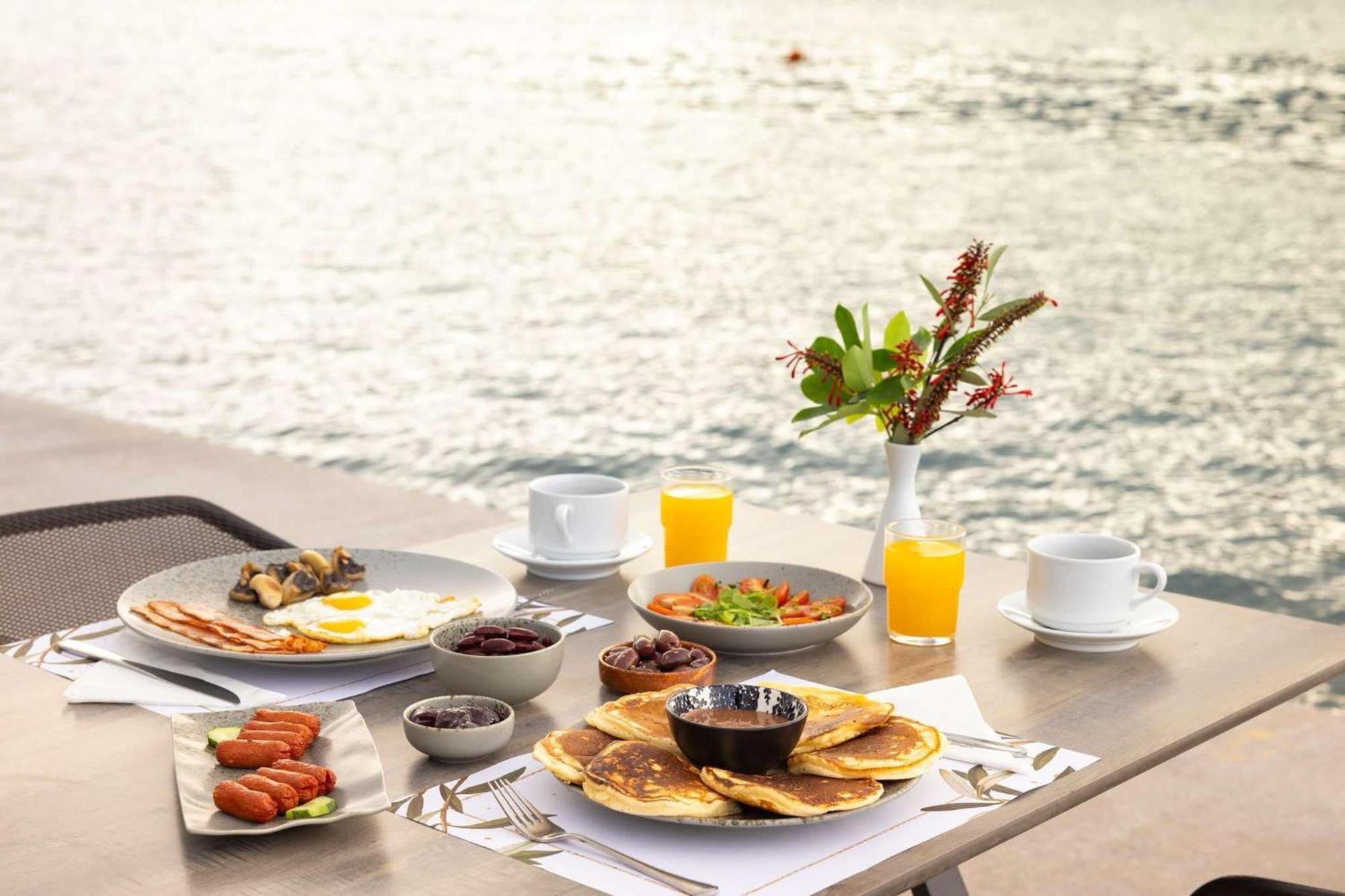 Aeolis Hotel Samos Town Zewnętrze zdjęcie